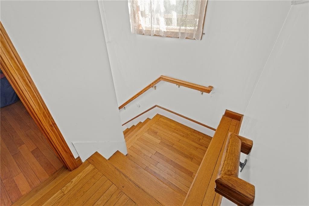 Single Family Residence at 11 Yale Avenue, Warwick, photo 36 of 50