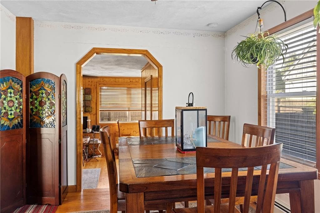 Single Family Residence at 11 Yale Avenue, Warwick, photo 11 of 50
