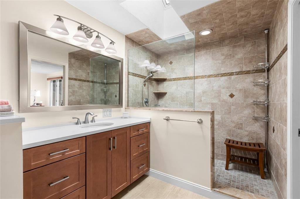 Condominium at 102 Palmer Drive UNIT D, North Providence, photo 27 of 50