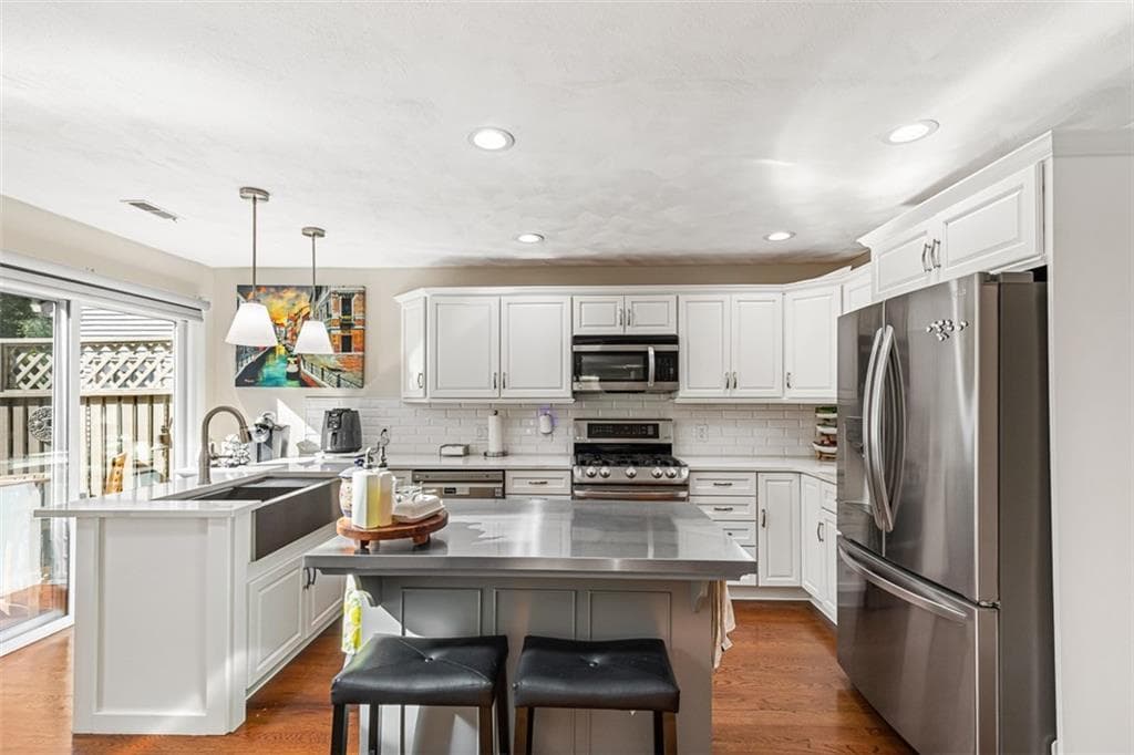 Condominium at 102 Palmer Drive UNIT D, North Providence, photo 7 of 50