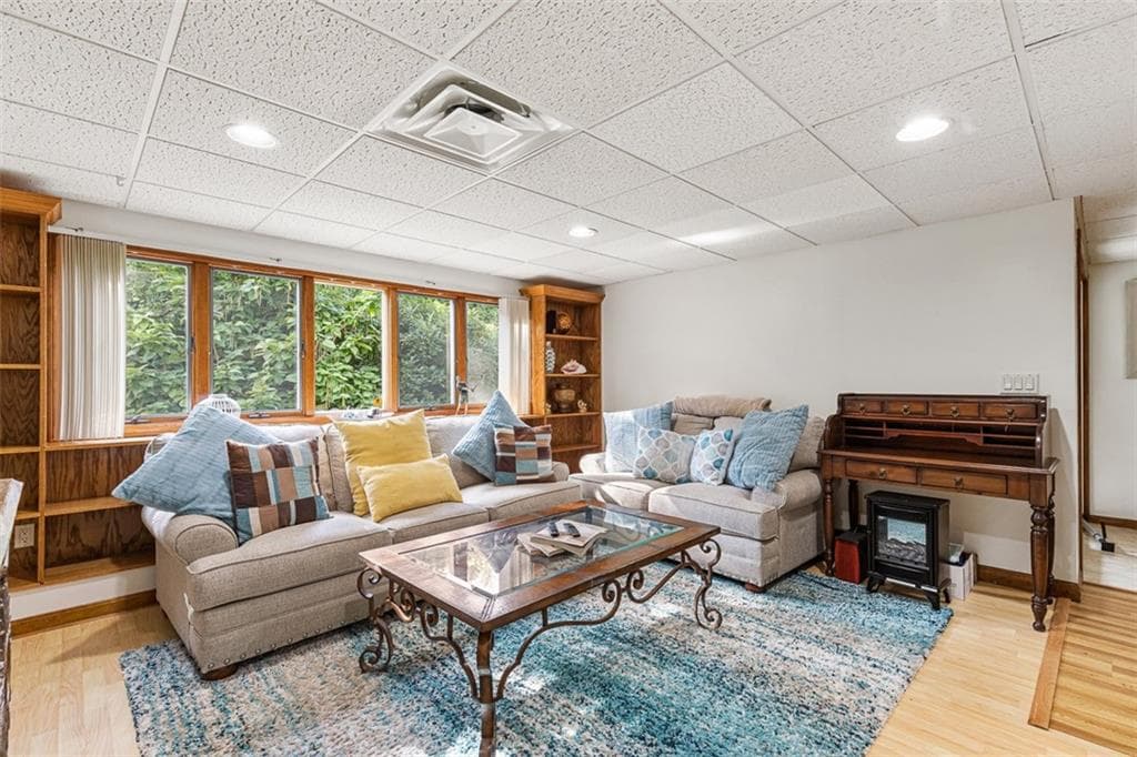 Condominium at 102 Palmer Drive UNIT D, North Providence, photo 34 of 50