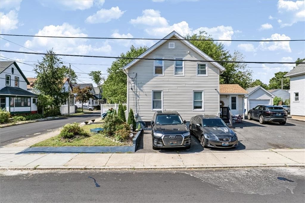 Multi Family at 279 Smith Street, Cranston, photo 2 of 32