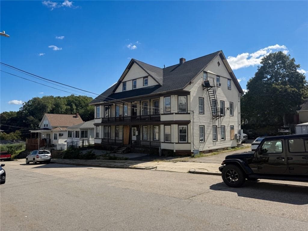 Commercial at 499 Willow Street, Woonsocket, photo 2 of 42