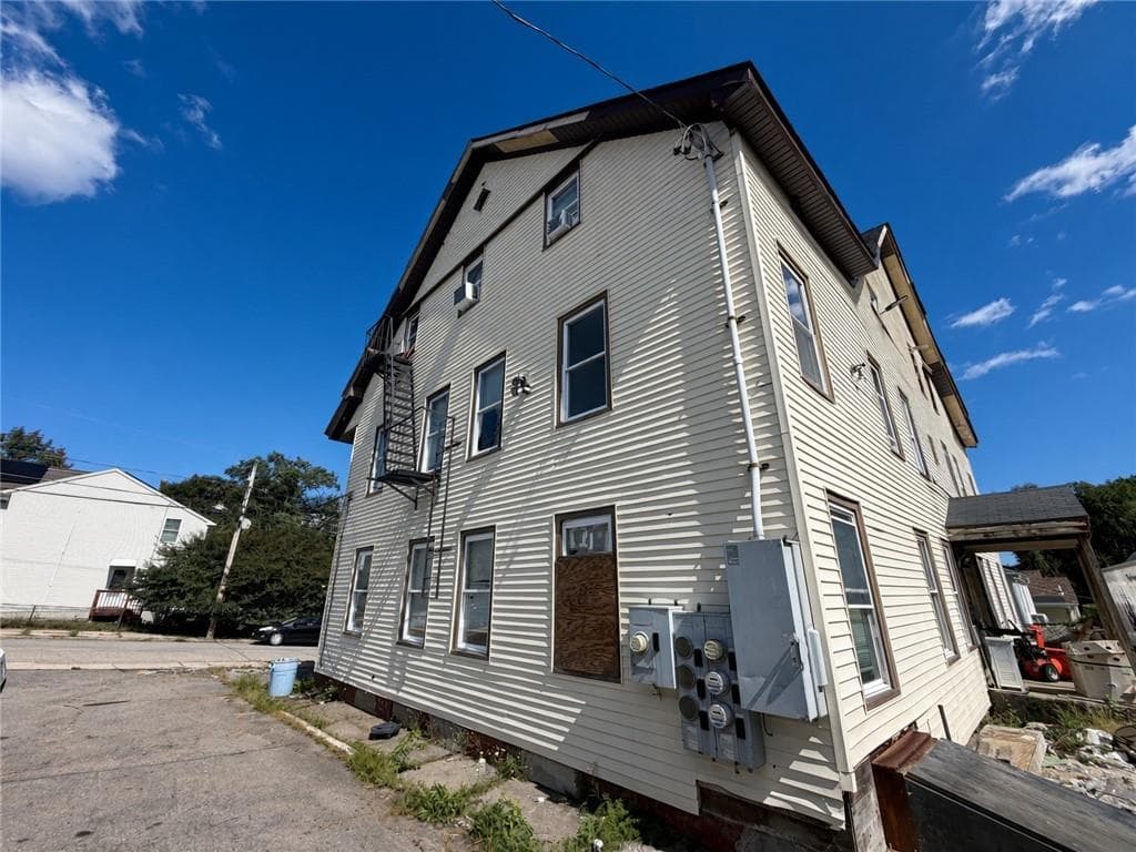 Commercial at 499 Willow Street, Woonsocket, photo 3 of 42