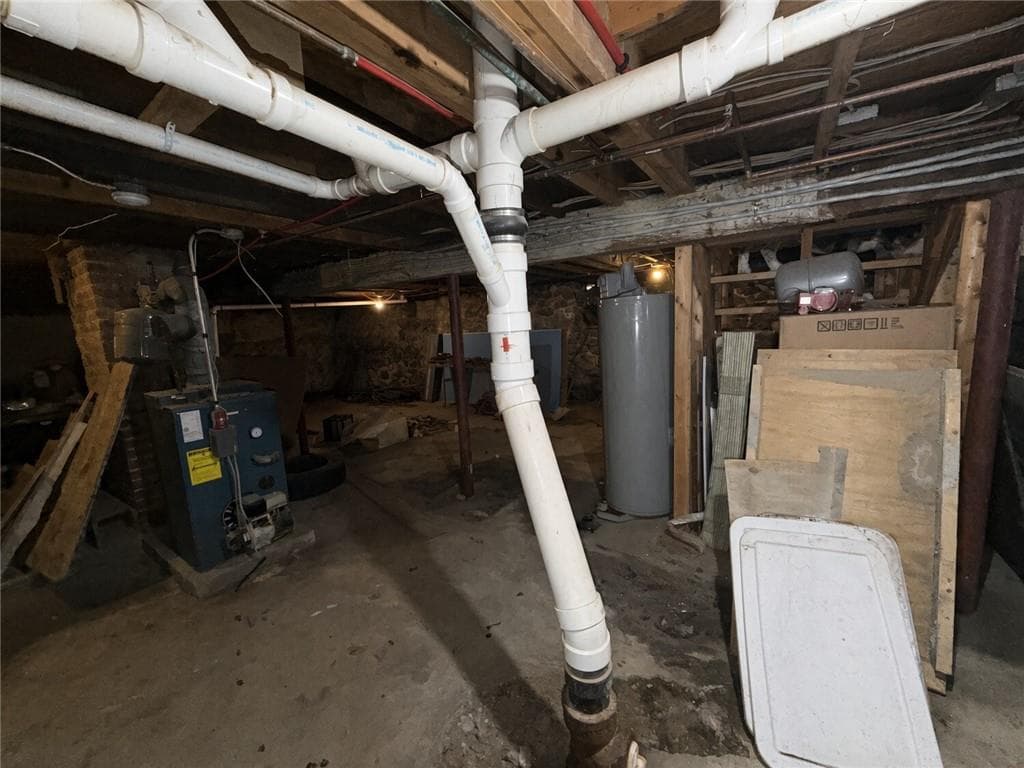 Multi Family at 499 Willow Street, Woonsocket, photo 14 of 42