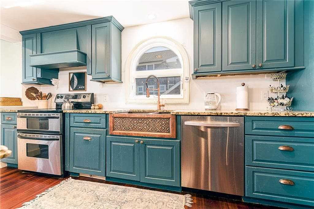 Single Family Residence at 61 Esmond Avenue, North Kingstown, photo 18 of 50