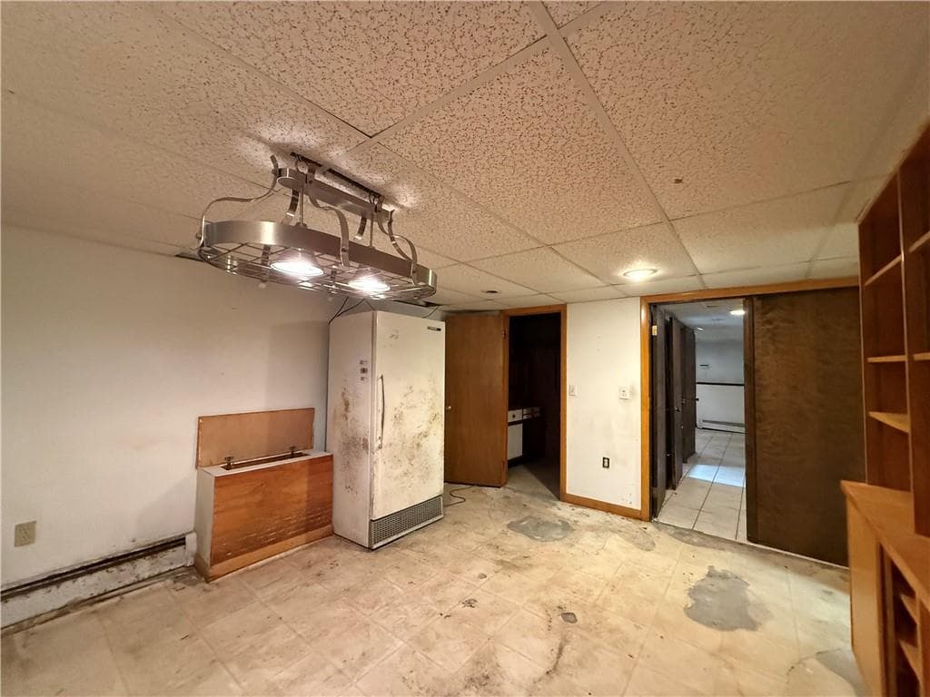 Single Family Residence at 41 Beeckman Avenue, Cranston, photo 26 of 29