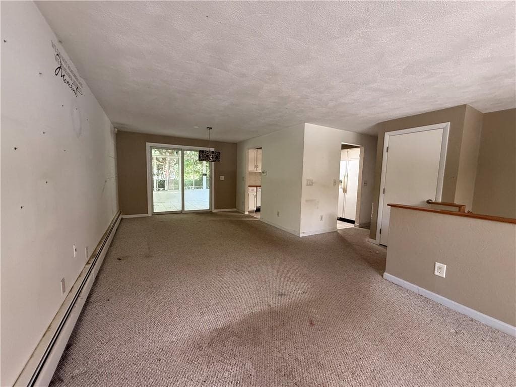 Single Family Residence at 41 Beeckman Avenue, Cranston, photo 8 of 29