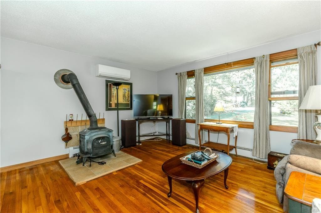 Single Family Residence at 3776 S County Trail, Richmond, photo 7 of 40