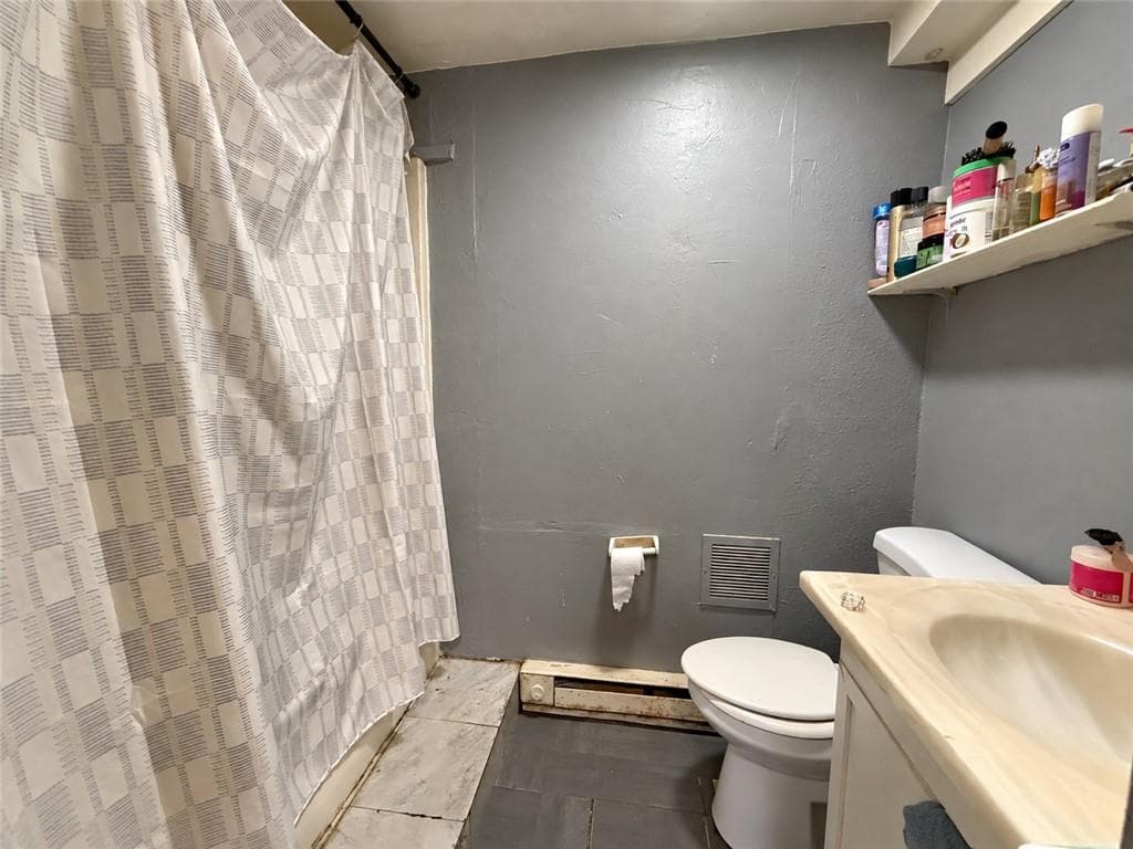 Multi Family at 84 Seamans Street, Providence, photo 14 of 17