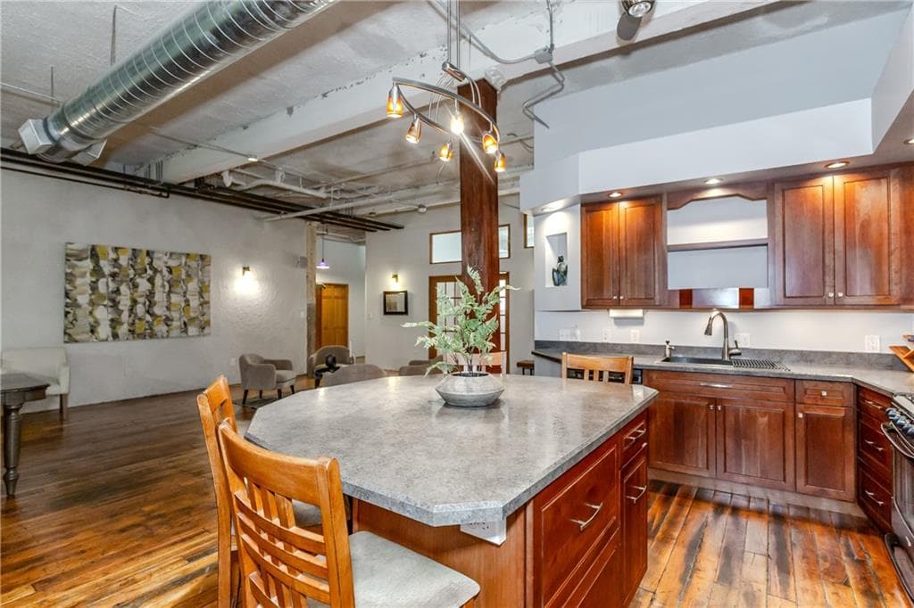 Condominium at 404 Roosevelt Avenue UNIT 204G, Central Falls, photo 17 of 46
