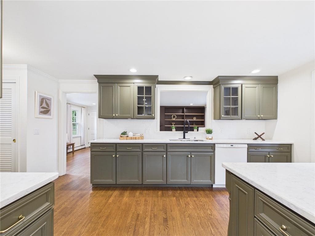 Single Family Residence at 12 Tall Pine Drive, East Greenwich, photo 20 of 48
