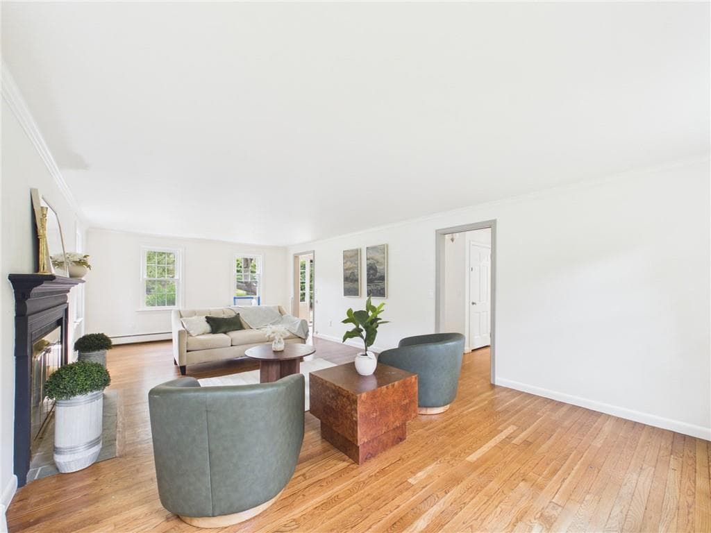 Single Family Residence at 12 Tall Pine Drive, East Greenwich, photo 14 of 48