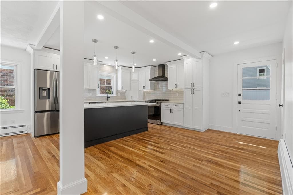 Single Family Residence at 72 Callan Street, Providence, photo 11 of 45