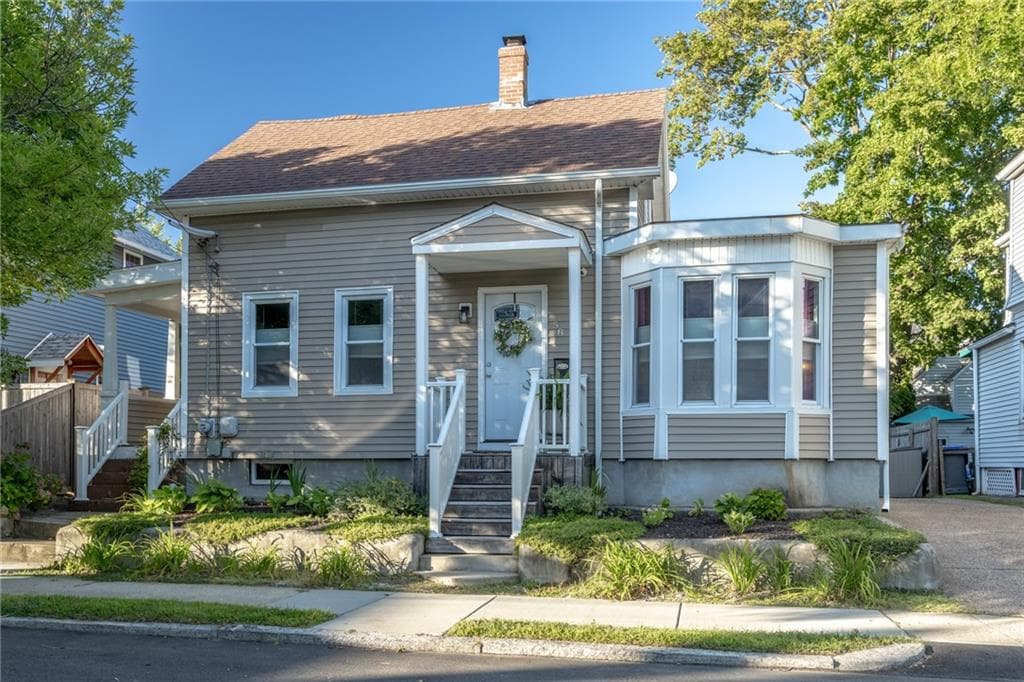 58 Russell Avenue