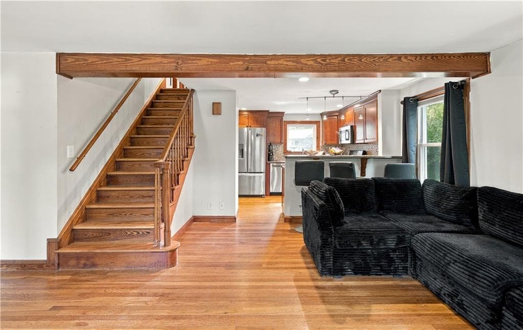 Single Family Residence at 11 Sayles Hill Rd Road, North Smithfield, photo 6 of 29