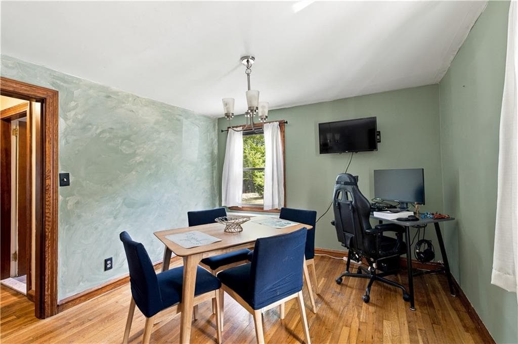 Single Family Residence at 11 Sayles Hill Rd Road, North Smithfield, photo 13 of 29