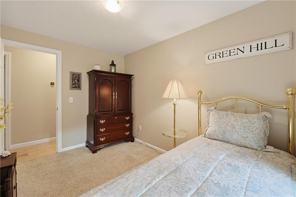 Single Family Residence at 39 Tidewater Drive W, South Kingstown, photo 19 of 33