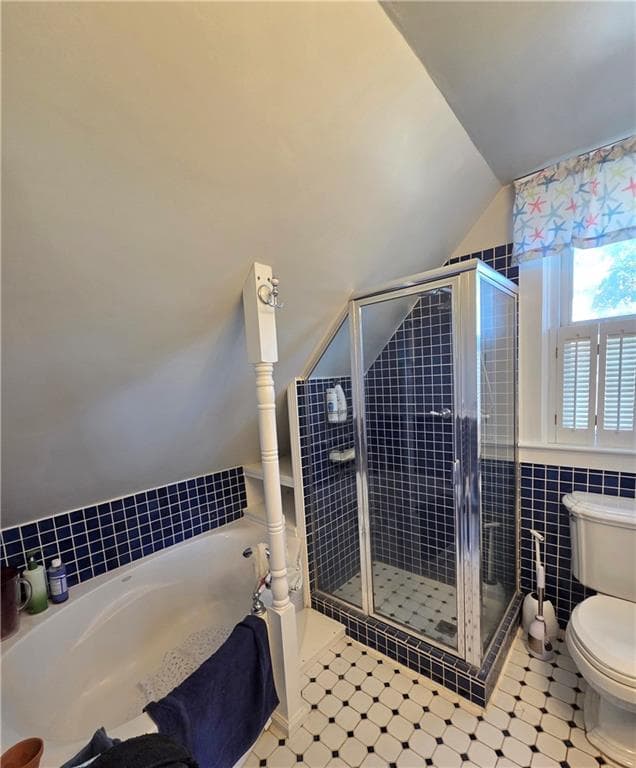 Single Family Residence at 37 Eustis Avenue, Newport, photo 23 of 34