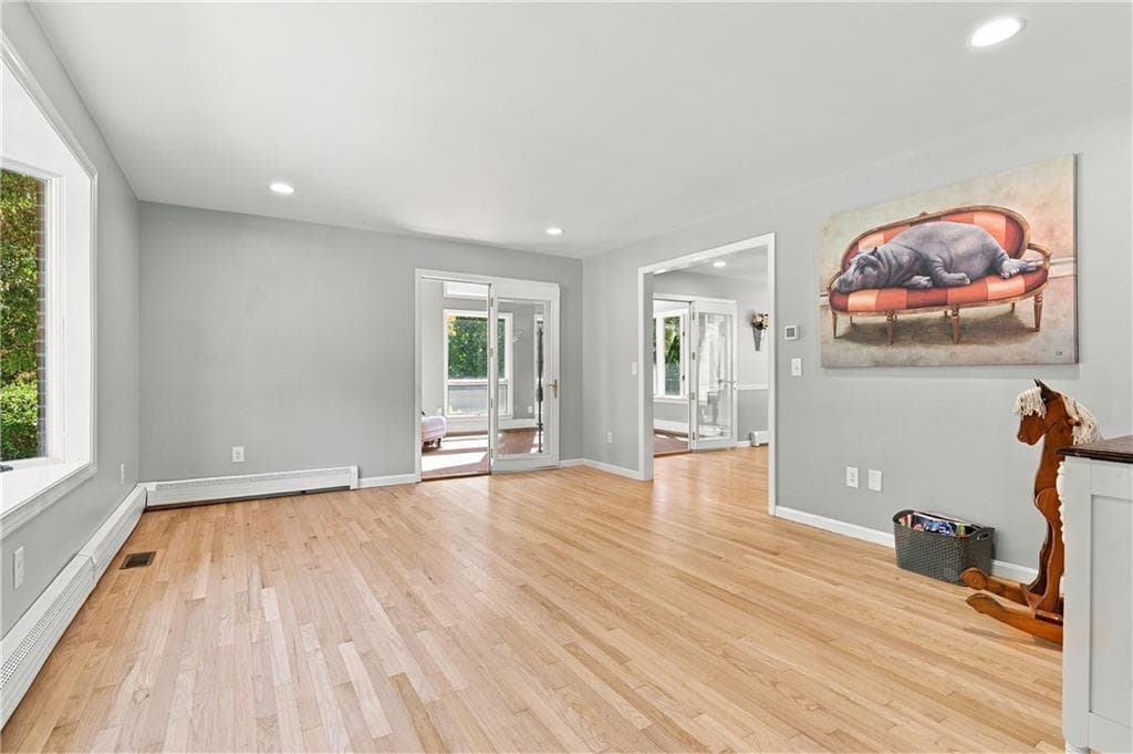 Single Family Residence at 20 Lincoln Drive, North Smithfield, photo 22 of 50