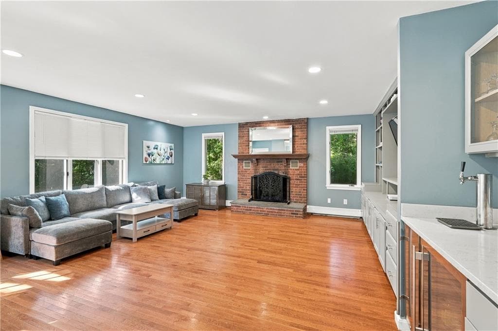 Single Family Residence at 20 Lincoln Drive, North Smithfield, photo 28 of 50