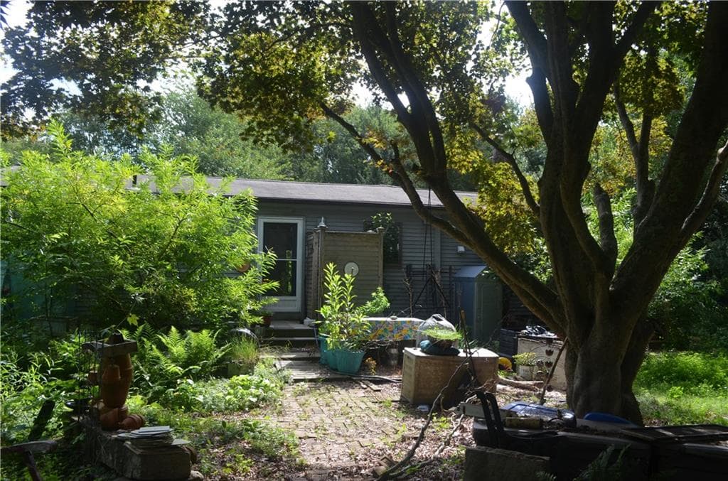 Single Family Residence at 161 E Beach Road, Charlestown, photo 22 of 29
