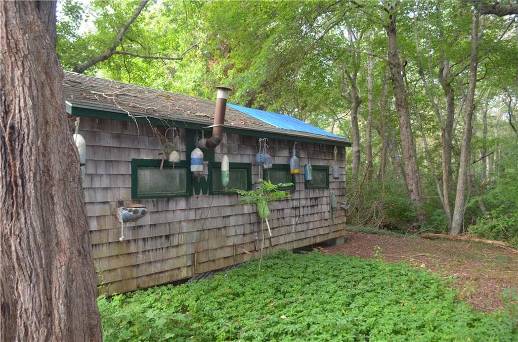 Single Family Residence at 161 E Beach Road, Charlestown, photo 11 of 29