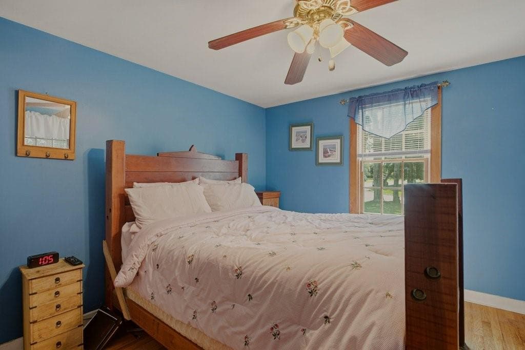Single Family Residence at 165 Mill Lane, Portsmouth, photo 20 of 45
