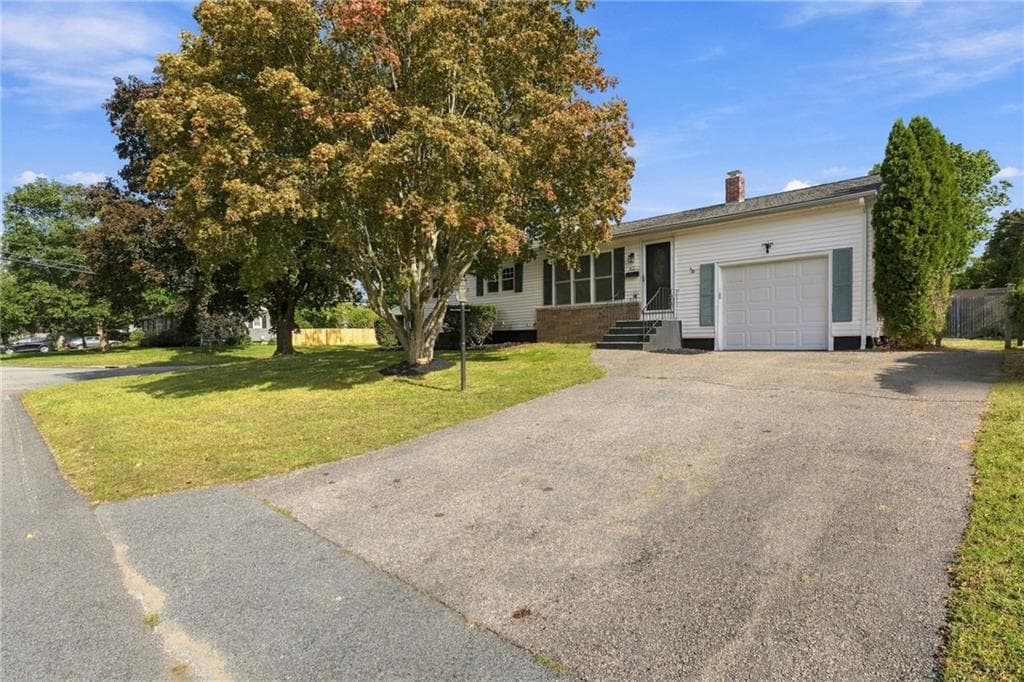 Single Family Residence at 62 Drybrook Road, Warwick, photo 36 of 39