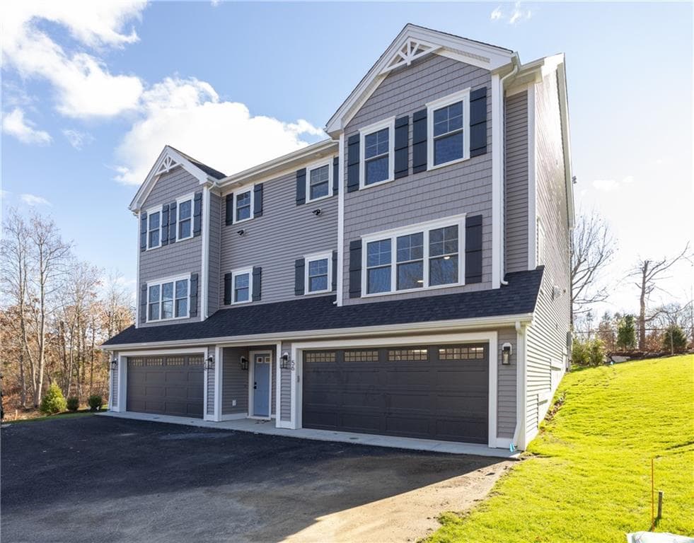 Condominium at 56 Baltic Street UNIT 56, Attleboro, photo 7 of 26