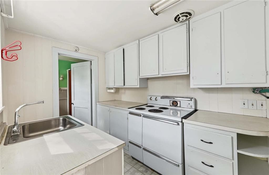 Single Family Residence at 44 Kilburn Street, Charlestown, photo 24 of 47