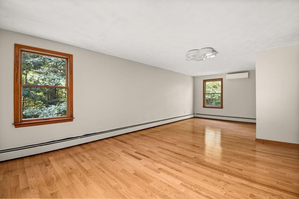 Single Family Residence at 2075 Division Road, East Greenwich, photo 15 of 25
