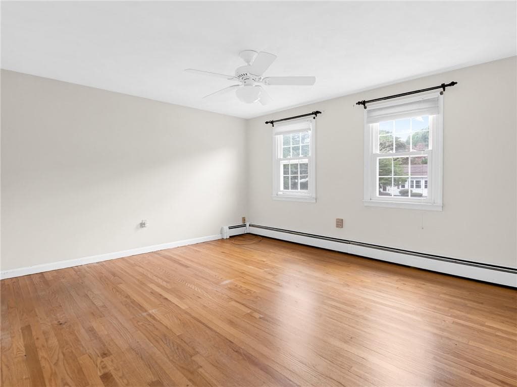 Single Family Residence at 3 Barn Drive, Cumberland, photo 26 of 40