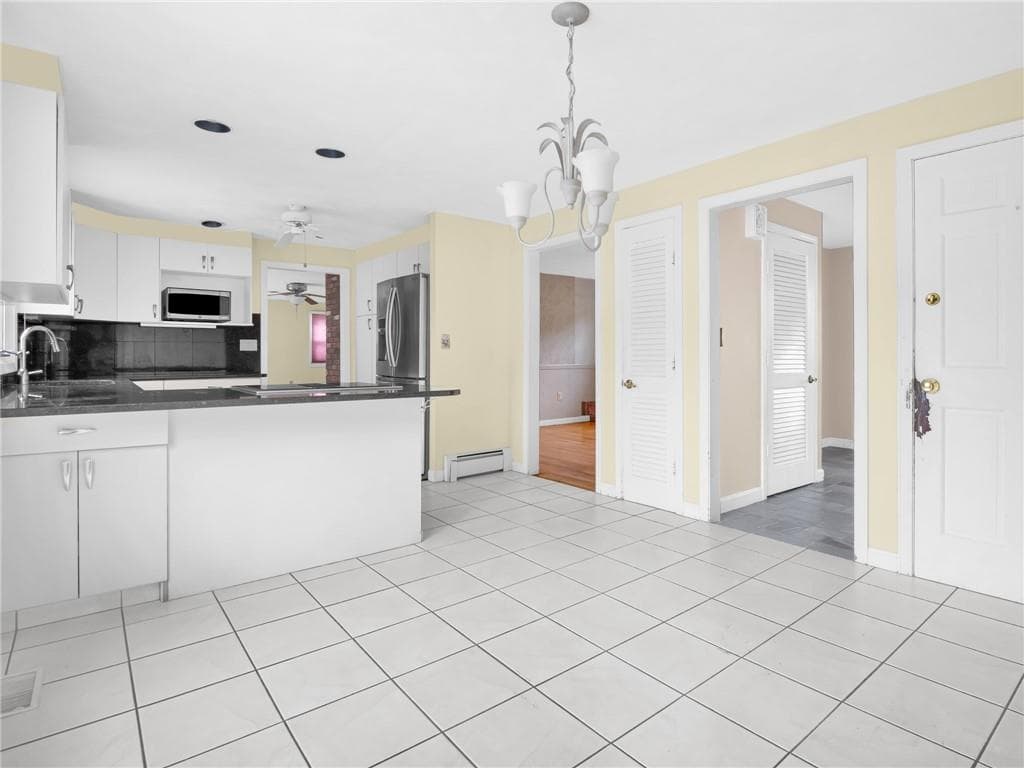 Single Family Residence at 3 Barn Drive, Cumberland, photo 30 of 40