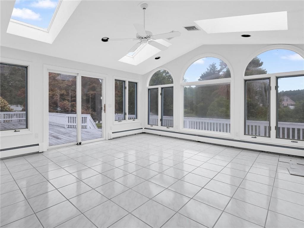 Single Family Residence at 3 Barn Drive, Cumberland, photo 18 of 40