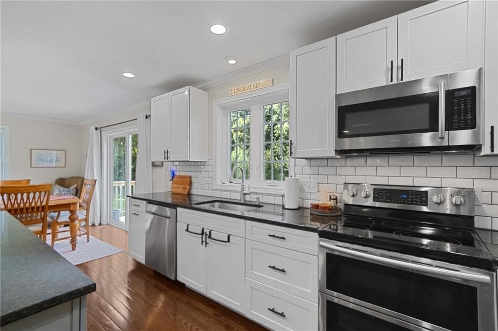 Single Family Residence at 2 Olive Grove Lane, Westerly, photo 5 of 48