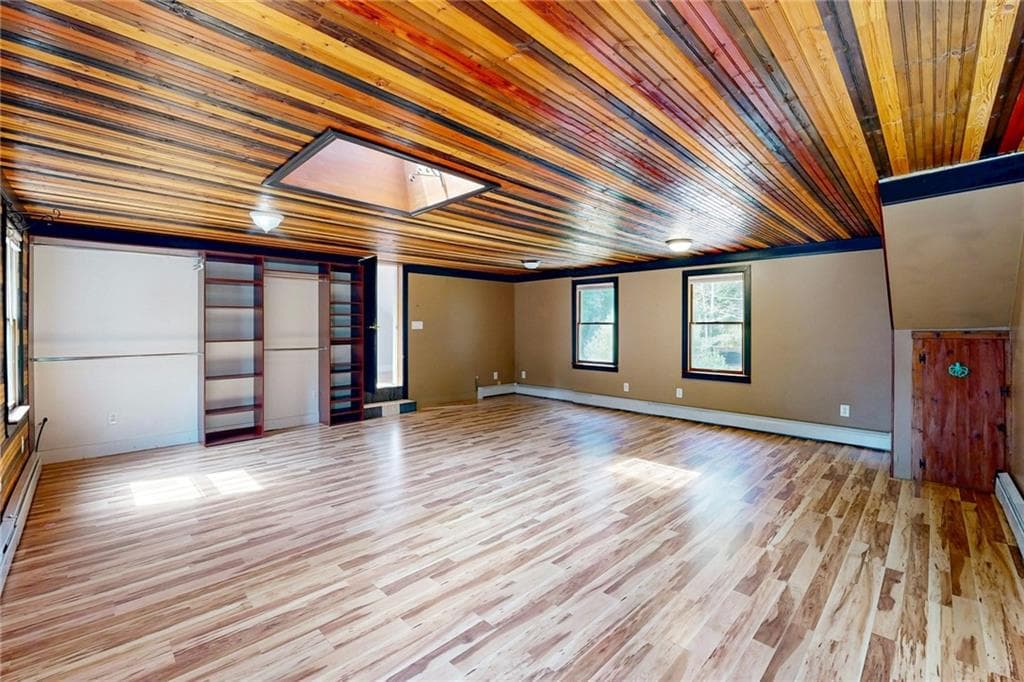 Single Family Residence at 35 Job Drive, Richmond, photo 21 of 50