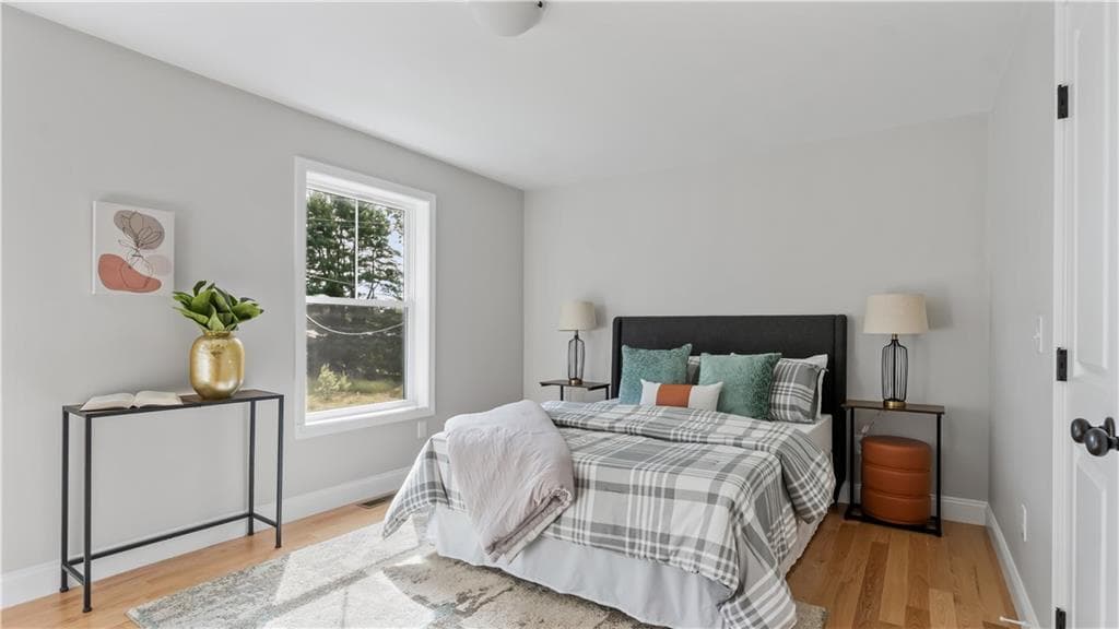 Condominium at 83 Cadora Avenue, Warwick, photo 19 of 32