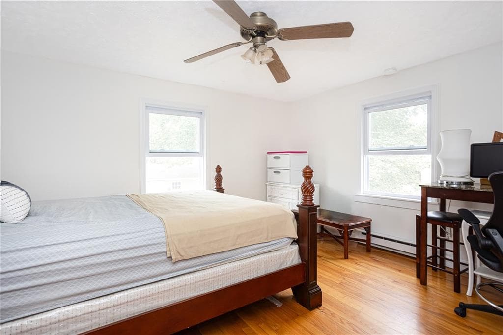 Multi Family at 9 Burdick Avenue, Newport, photo 10 of 29