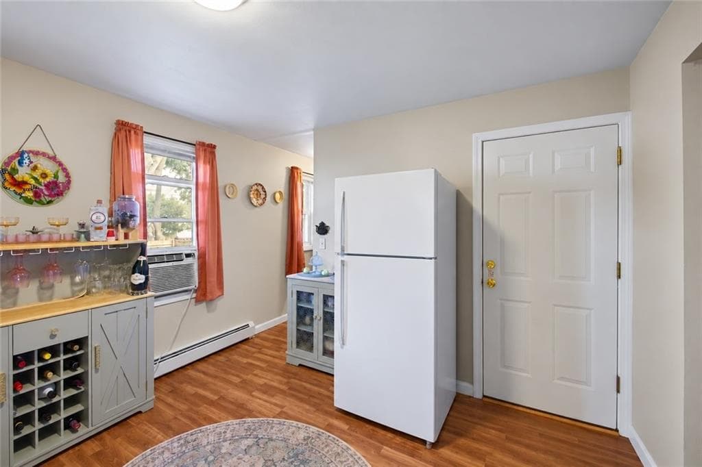 Multi Family at 277 Sayles Avenue, Pawtucket, photo 5 of 41