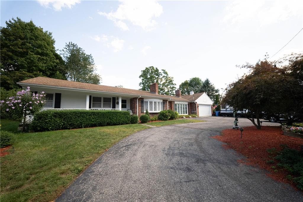 Single Family Residence at 230 Oaklawn Avenue, Cranston, photo 27 of 30