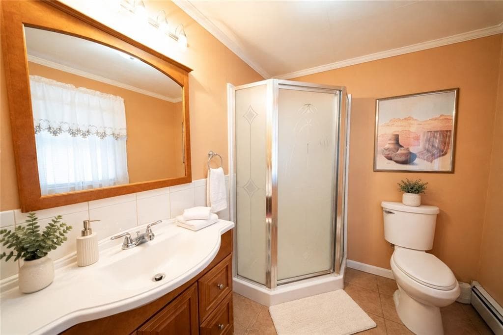 Single Family Residence at 230 Oaklawn Avenue, Cranston, photo 14 of 30