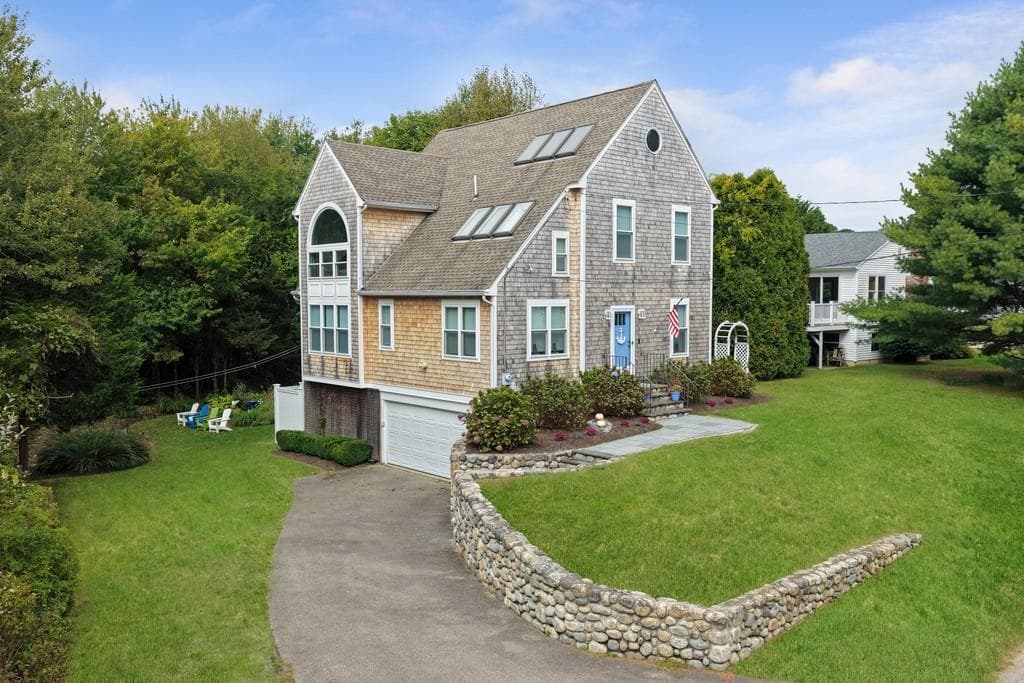 Single Family Residence at 34 Clifford Drive, Westerly, photo 32 of 33