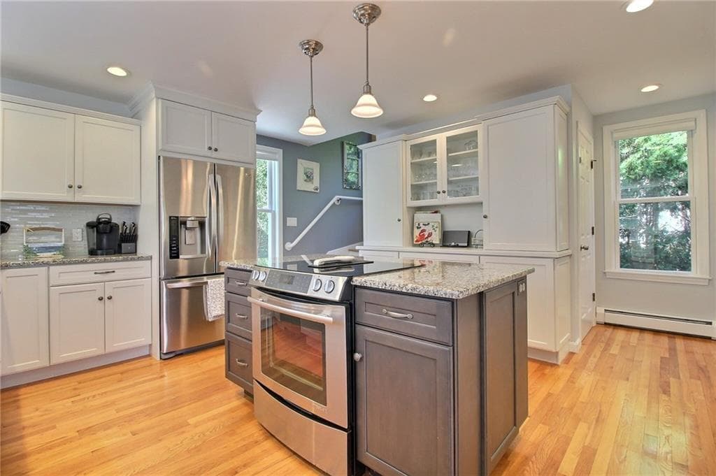 Single Family Residence at 34 Clifford Drive, Westerly, photo 11 of 33