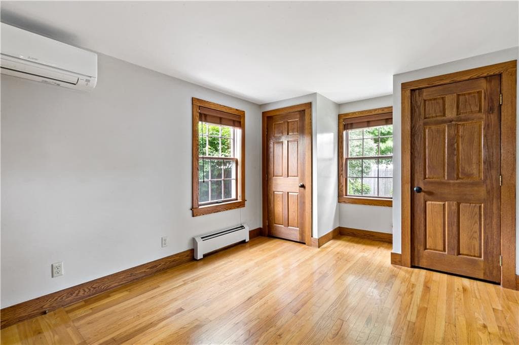 Single Family Residence at 11 Pine Crest Drive, East Providence, photo 14 of 37