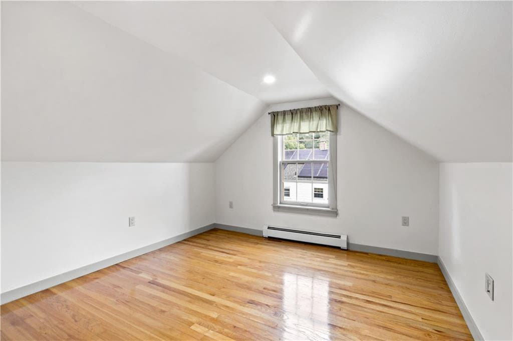 Single Family Residence at 11 Pine Crest Drive, East Providence, photo 19 of 37