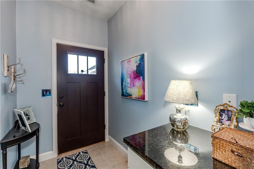 Condominium at 301 West Shore Road UNIT 10, Warwick, photo 3 of 28