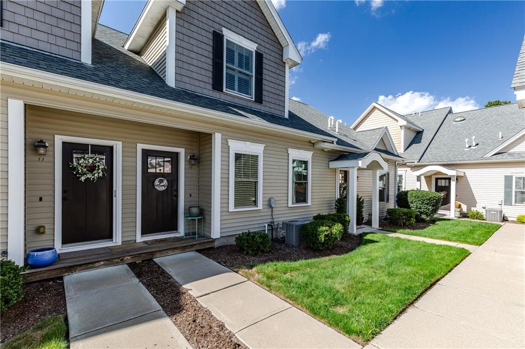Condominium at 301 West Shore Road UNIT 10, Warwick, photo 28 of 28