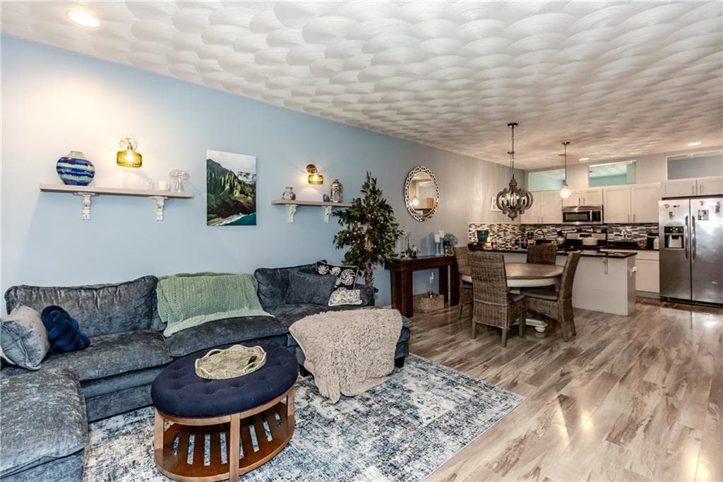 Condominium at 301 West Shore Road UNIT 10, Warwick, photo 5 of 28