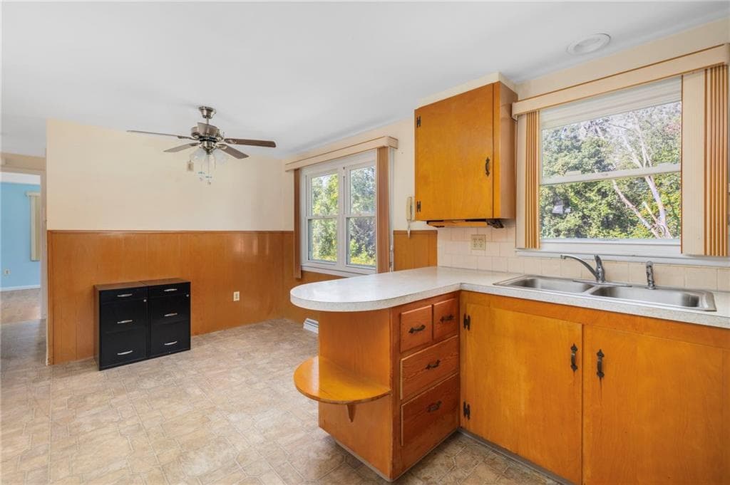 Single Family Residence at 103 Amanda Street, Cranston, photo 8 of 30